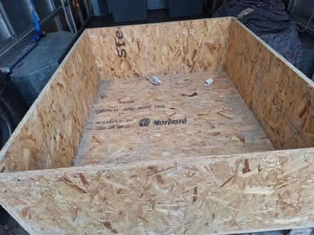 Photo of free Pallet crate. (GU11) #1