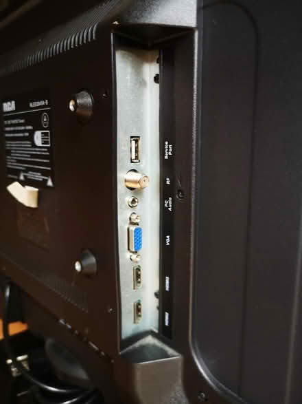Photo of free 28" RCA flat screen TV (K2K2N7) #4