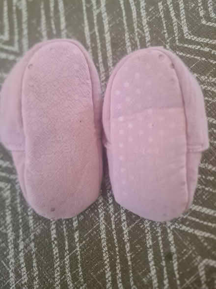 Photo of free Next baby booties 12-18mnths (CT17) #2