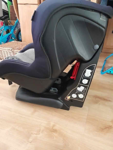 Photo of free Child car seat (BN18 within 15 miles) #3