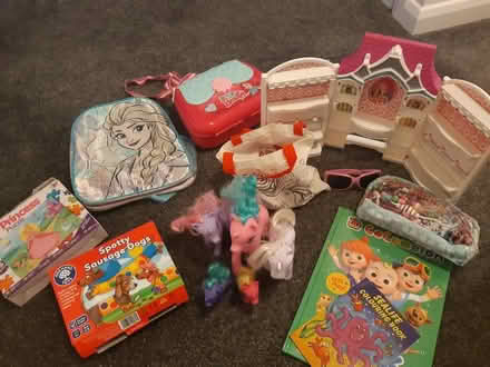 Photo of free Girls toys (EH25 Bilston) #2