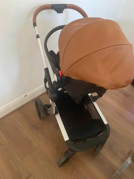 Photo of free 3 in 1 Pram & Car seat (Enfield) #2