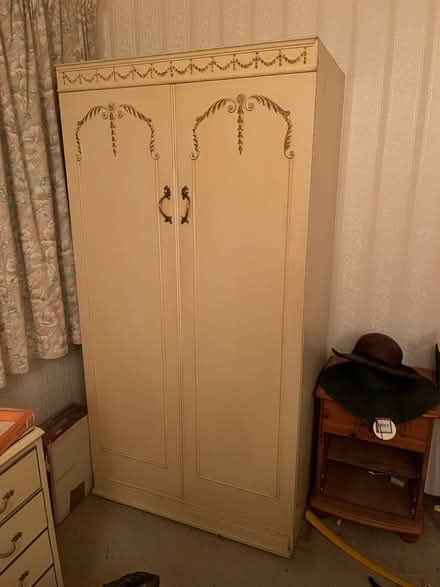Photo of free Wardrobe (BH1) #2