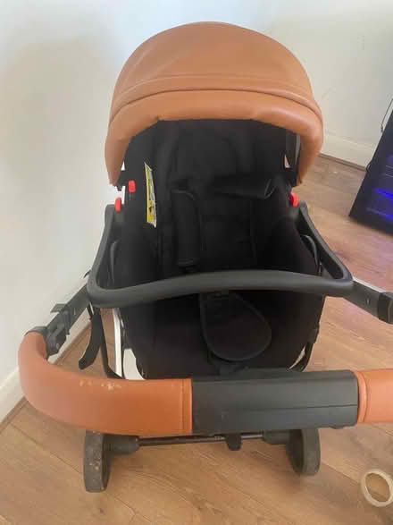 Photo of free 3 in 1 Pram & Car seat (Enfield) #3