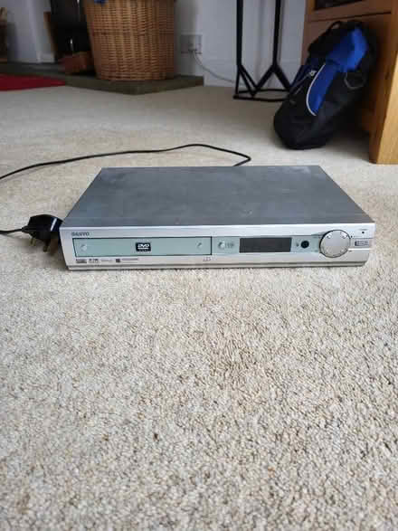 Photo of free Sanyo DVD player (Blackford Hill B95) #3