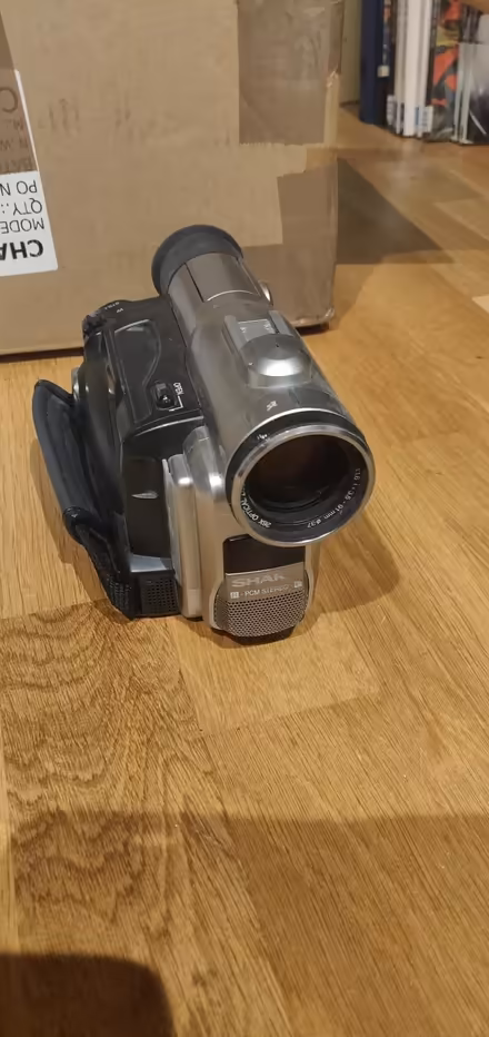 Photo of free Old digital camcorder (Eastbourne BN22) #3