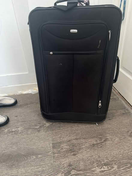 Photo of free suitcase (bradford BD5) #1