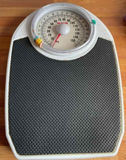 Photo of free EKS DOCTORS STYLE MECHANICAL SCALE up to 24st (Abraham Heights LA1) #1