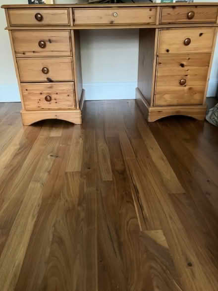 Photo of free Large pine desk (Oakwood Park N14) #1