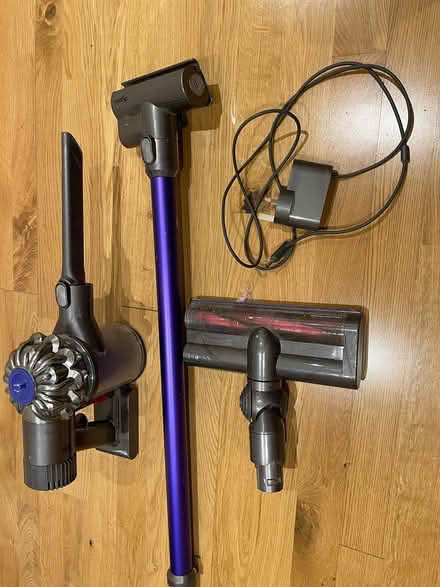 Photo of free Dyson DC59 cordless vacuum & tools (Seaton EX12) #2