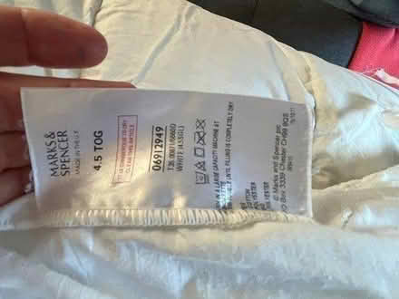 Photo of free 4.5 tog single polyester duvet (Colliers Wood SW19) #2