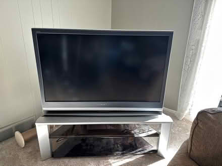 Photo of free 48” Sony TV and stand (Near lahring and Torrey) #4