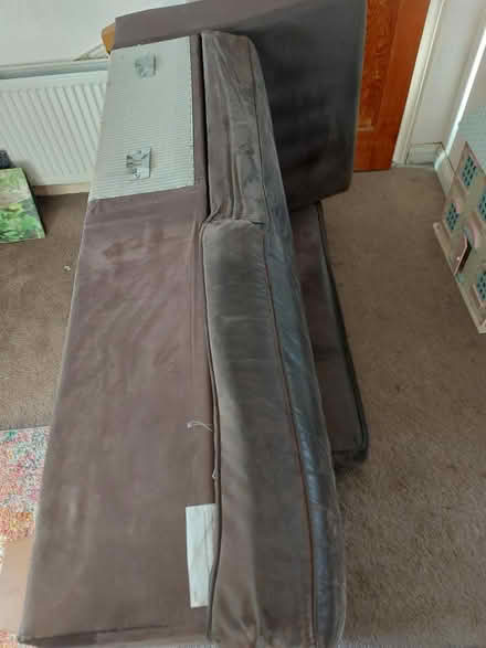 Photo of free Brown chaise sofa bed, bad cond (Mitcham CR4) #4