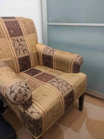Photo of free Vintage Armchair (Sun In The Sands Roundabout SE3) #2