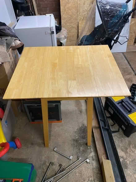 Photo of free Extending table (Horsforth LS18) #1