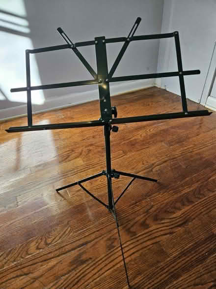 Photo of free Tiny music stand (College Park) #1