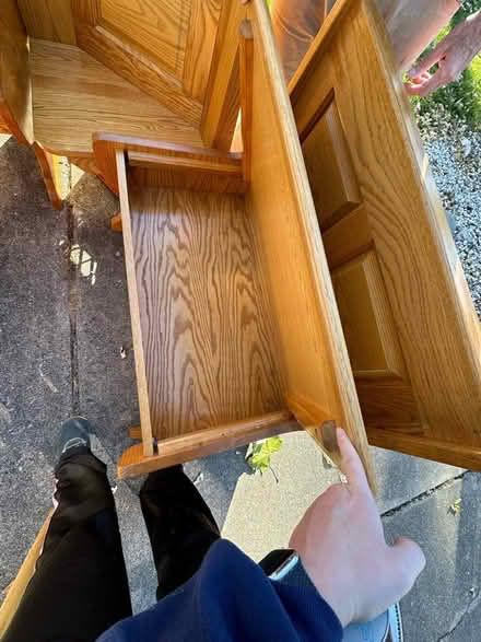 Photo of free Table with bench seating (Arlington Hts / St Viator area) #1
