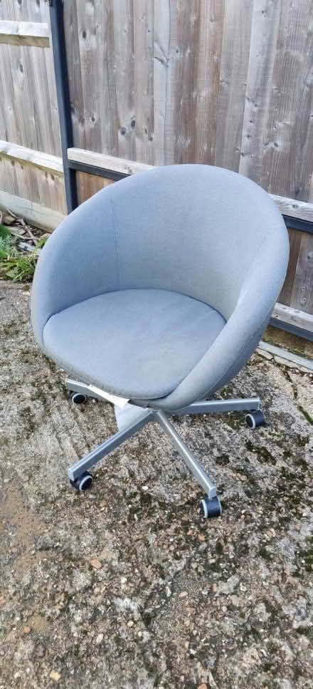 Photo of free IKEA SKRUVSTA swivel chair (Cheddington, LU7) #3