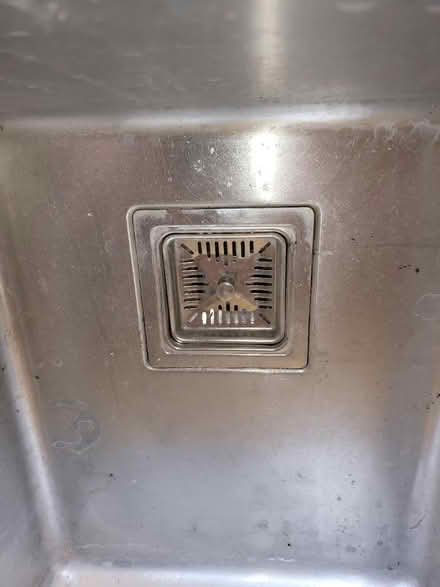 Photo of free kitchen sink (shackleton village CV37) #3