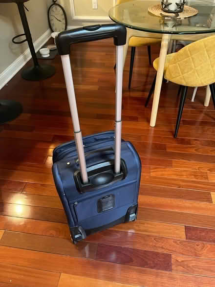 Photo of free Samsonite suitcase (Cambridgeport) #3