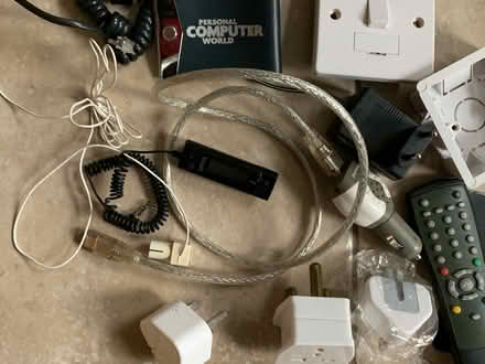 Photo of free Electrical Bits & Bobs/Bluetooth (Hampstead Garden Suburb NW11) #1
