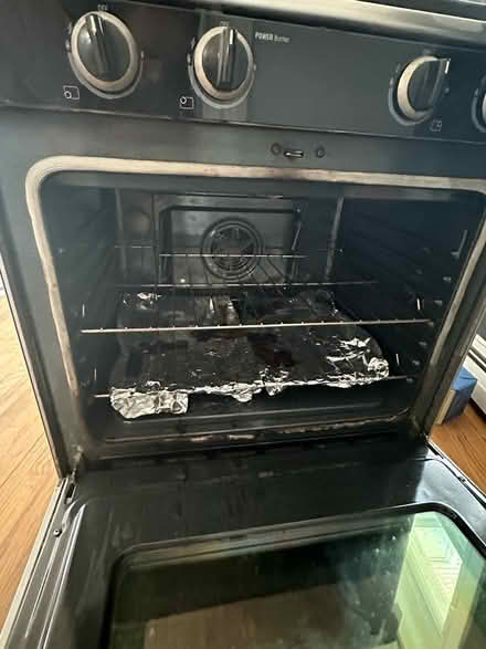 Photo of free Gas stove (East Providence) #4