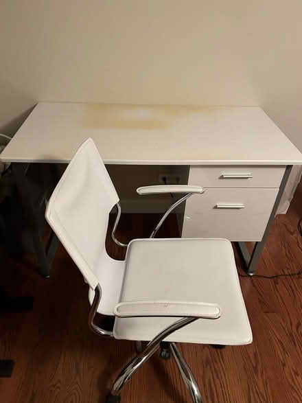 Photo of free Desk & rolling office chair (Wilmette near town center) #2