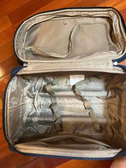 Photo of free Samsonite suitcase (Cambridgeport) #4