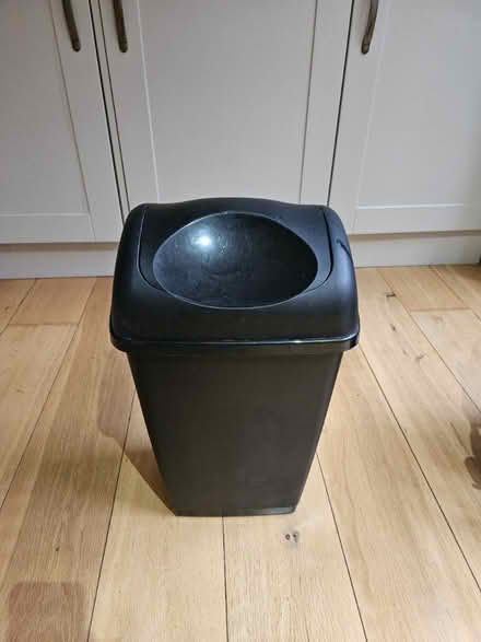 Photo of free Black Bin 10-15L (Stepney Green/Limehouse E1) #1