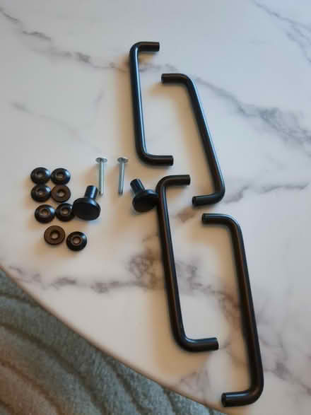 Photo of free 4 black drawer handles + 2 knobs (N1, City rd basin) #1