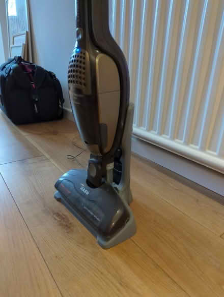 Photo of free Small cordless vacuum (E9) #2