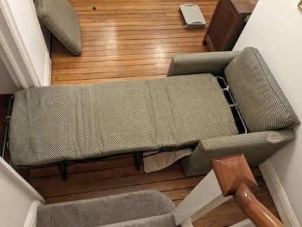 Photo of free Chair-bed (Old Road OX3) #2