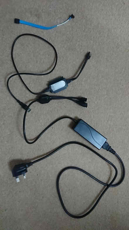 Photo of free IDE and SATA hard drive to USB converter/adapter (Corstorphine EH12) #2