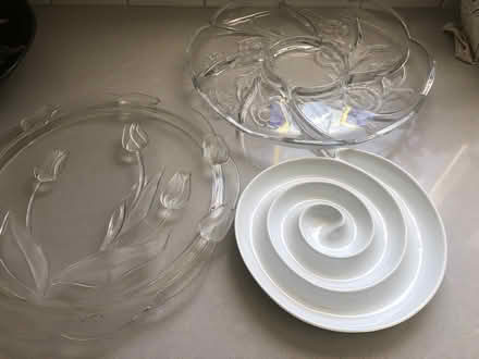Photo of free Class serving dishes & olive dish (Britannia & Creditview) #2