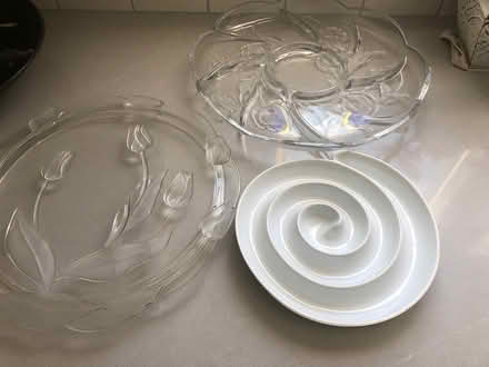 Photo of free Class serving dishes & olive dish (Britannia & Creditview) #1