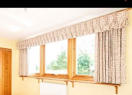 Photo of free Curtains with valance (Aylesbury Vale HP17) #2