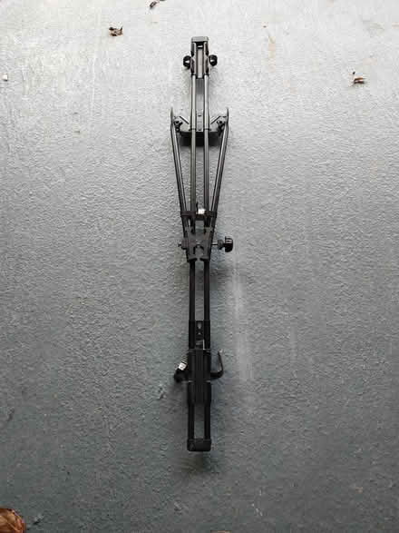 Photo of free Single roof rack bike carrier (Letchworth) #2