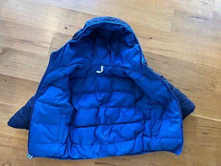 Photo of free Kids size 3 down coat NEEDS ZIPPER (Fox point) #1