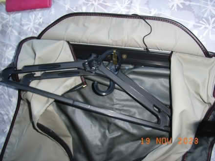 Photo of free Garment Bag Samsonite (GL53 Leckhampton) #3