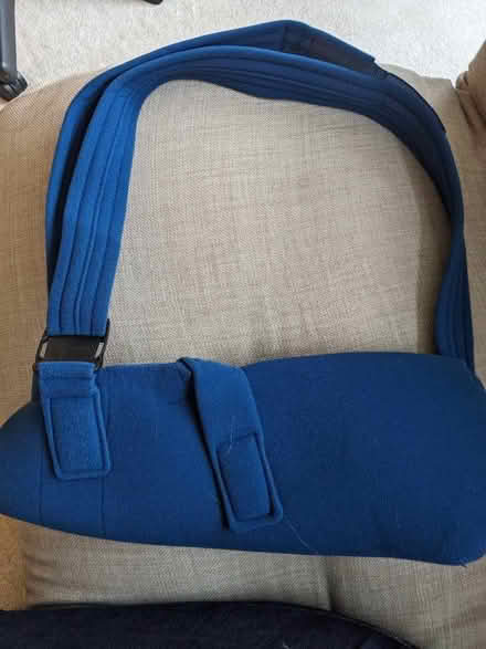 Photo of free Arm sling (Cookham SL6) #1