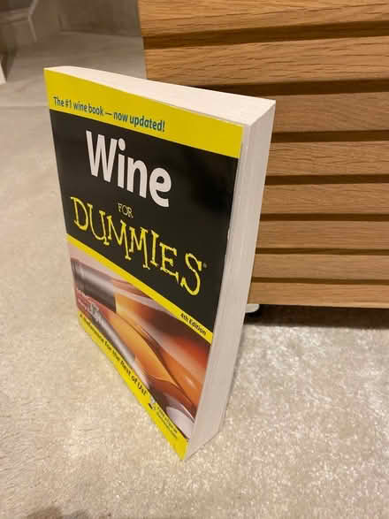 Photo of free Wine For Dummies book (Raynes Park) #2