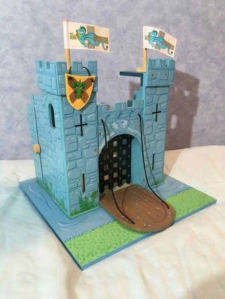 Photo of free Toy Fort (Charlton Kings GL52) #1