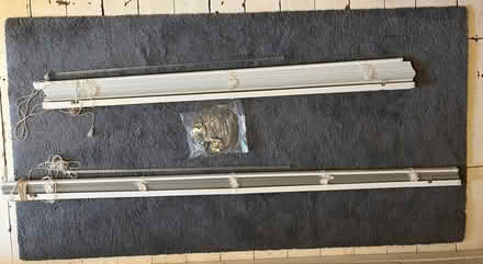Photo of free White Venetian blinds 120 & 150 cm (Stroud GL5) #1
