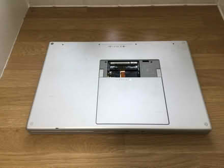 Photo of free Old MacBook Pro - not working (Guildford) #4