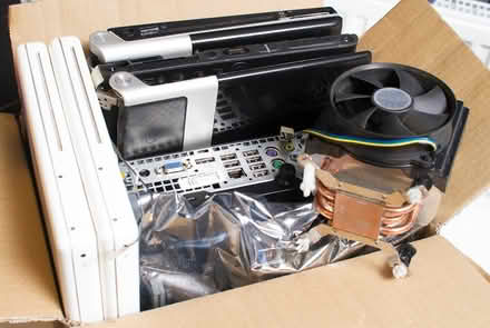 Photo of free Old computer bits (DL17) #1