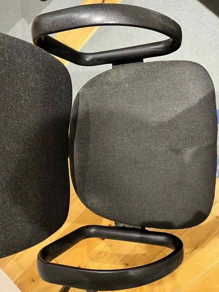 Photo of free Office desk chair (adjustable) (TW9) #3