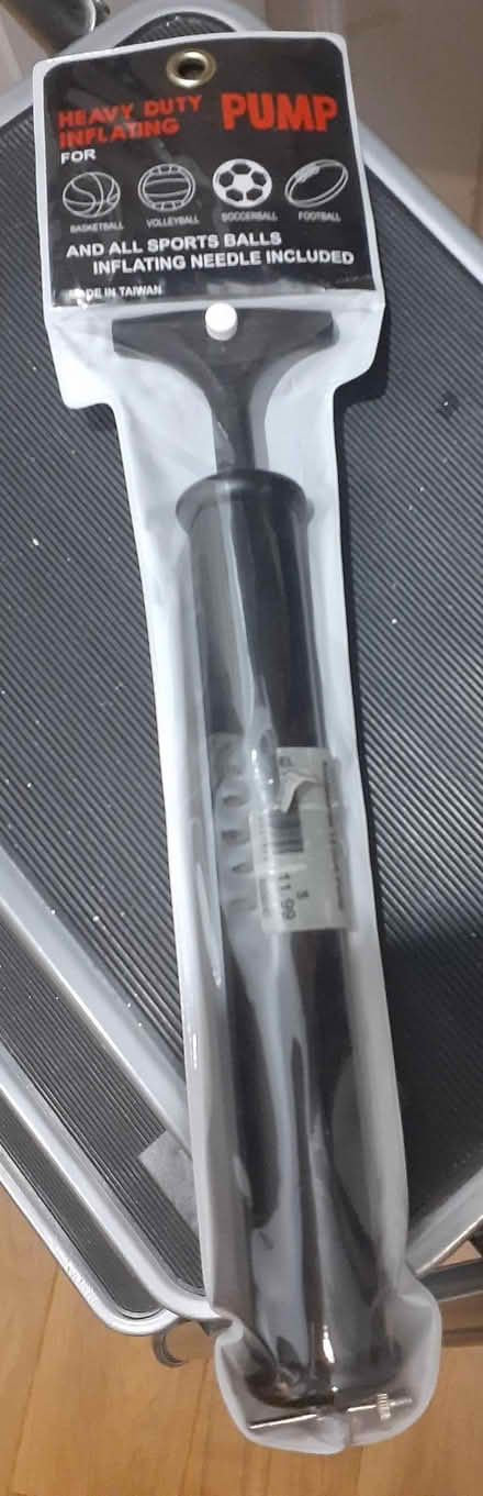 Photo of free Air pump for sports balls w/ inflating needle (Hornsey N8) #1