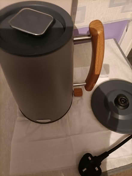 Photo of free Kettle (Yoker G14) #3