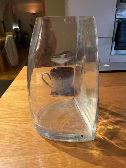 Photo of free Glass vase (Wheathampstead AL4) #2