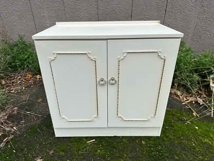 Photo of free Cabinet (South Norwood) #1